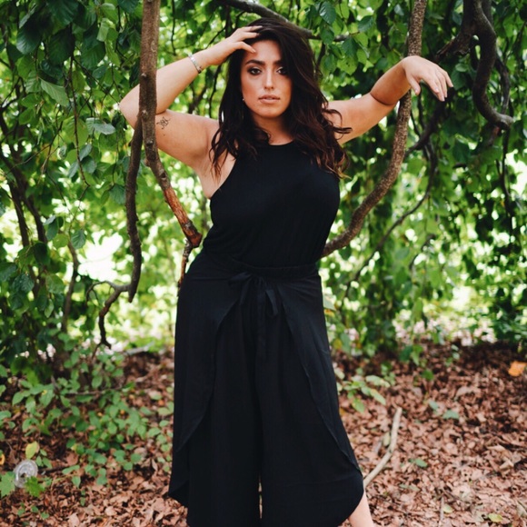 Plus Size ‘Cordelia’ Double Slit Palazzo Pants - Picture 6 of 7